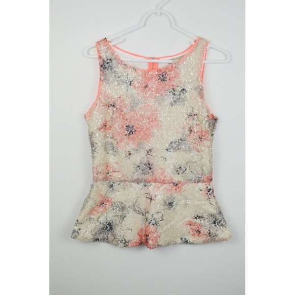 Banana Republic Tops - Banana Republic Shirt sz 6 Sequins Flowers Peplum
